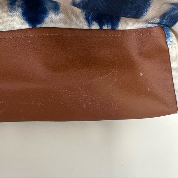 Lu & Elle Laguna Tote - Picture 8 of 8